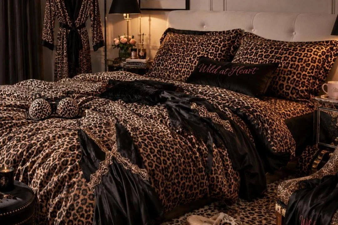 Taoform Savannah Luxe Wild Leopard Bedroom (1) (1)